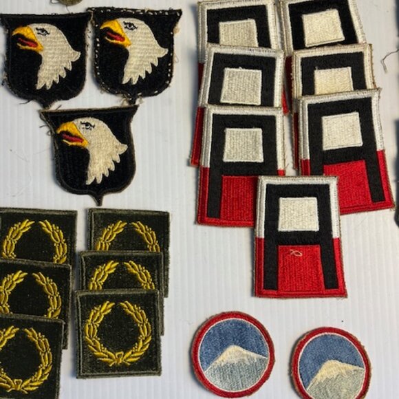 US Military WWII / Korea Military Infantry Insignia uniform patches 47 total - Picture 2 of 5